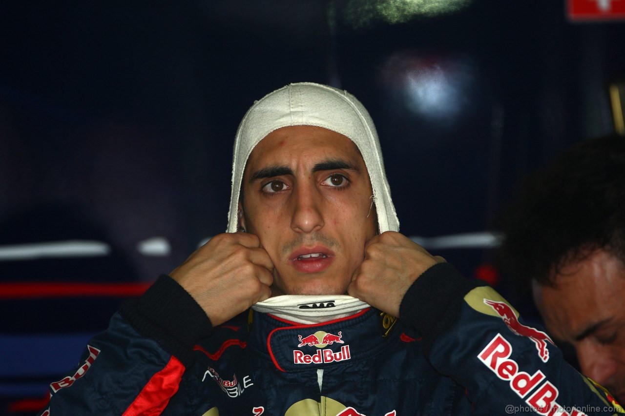GP CINA, 15.04.2011- Prove Libere 1, Venerdi', Sébastien Buemi (SUI), Scuderia Toro Rosso, STR6 