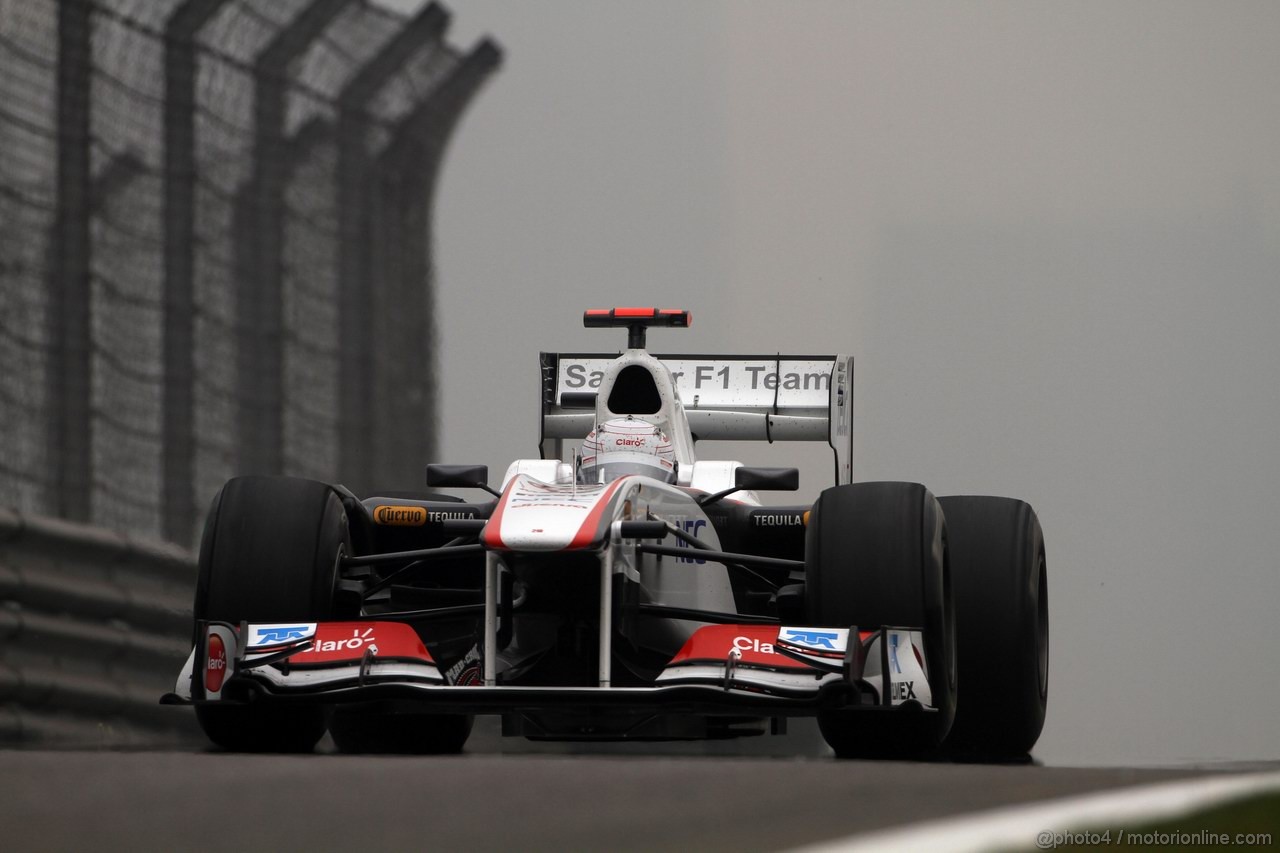 GP CINA, 15.04.2011- Prove Libere 1, Venerdi', Kamui Kobayashi (JAP), Sauber F1 Team C30 