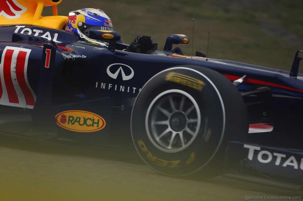 GP CINA, 15.04.2011- Prove Libere 2, Venerdi', Sebastian Vettel (GER), Red Bull Racing, RB7 