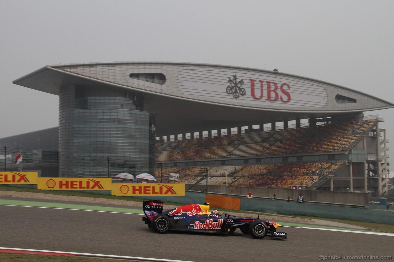 GP CINA, 15.04.2011- Prove Libere 2, Venerdi', Mark Webber (AUS), Red Bull Racing, RB7 