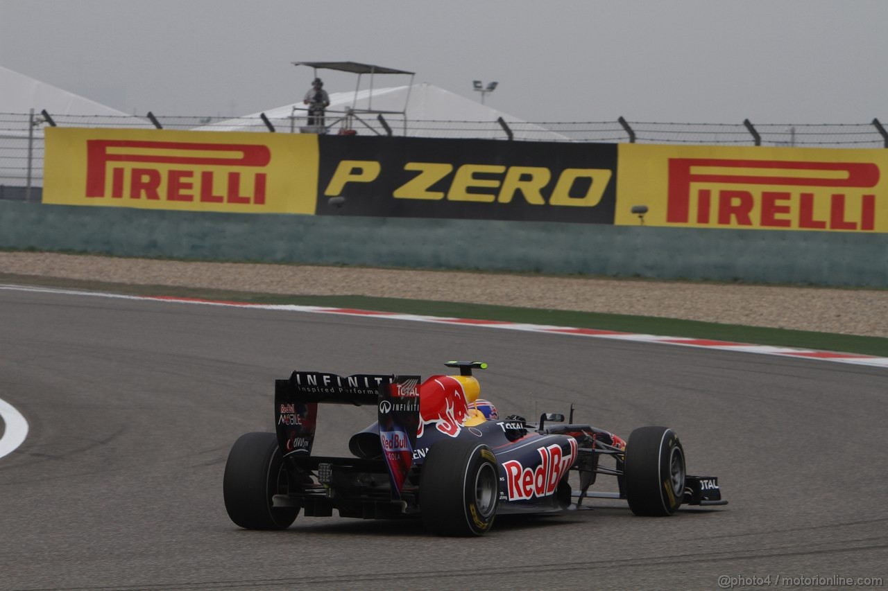 GP CINA, 15.04.2011- Prove Libere 2, Venerdi', Mark Webber (AUS), Red Bull Racing, RB7 