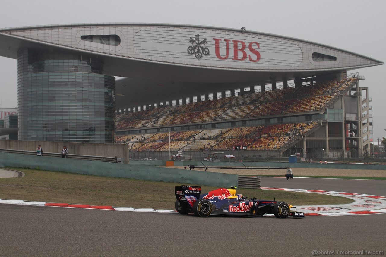 GP CINA, 15.04.2011- Prove Libere 2, Venerdi', Mark Webber (AUS), Red Bull Racing, RB7 