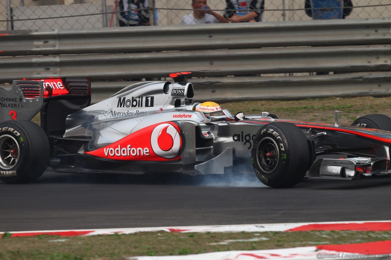 GP CINA, 15.04.2011- Prove Libere 2, Venerdi', Lewis Hamilton (GBR), McLaren  Mercedes, MP4-26 