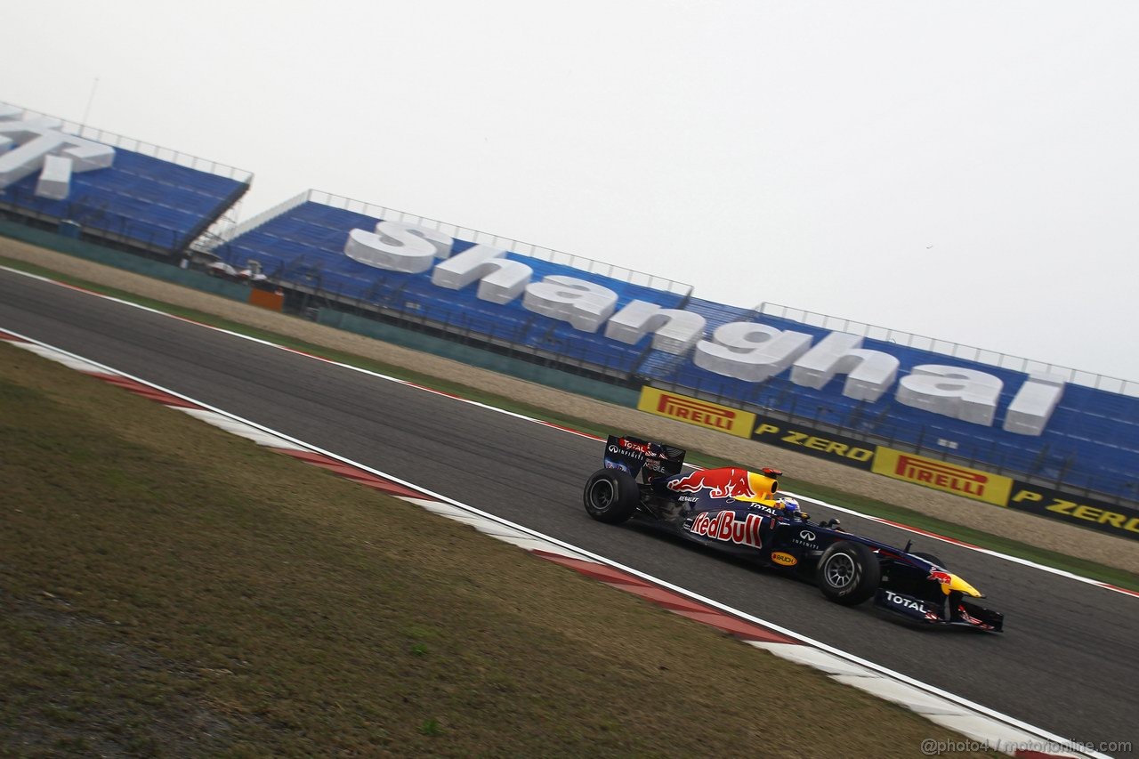 GP CINA, 15.04.2011- Prove Libere 2, Venerdi', Sebastian Vettel (GER), Red Bull Racing, RB7 