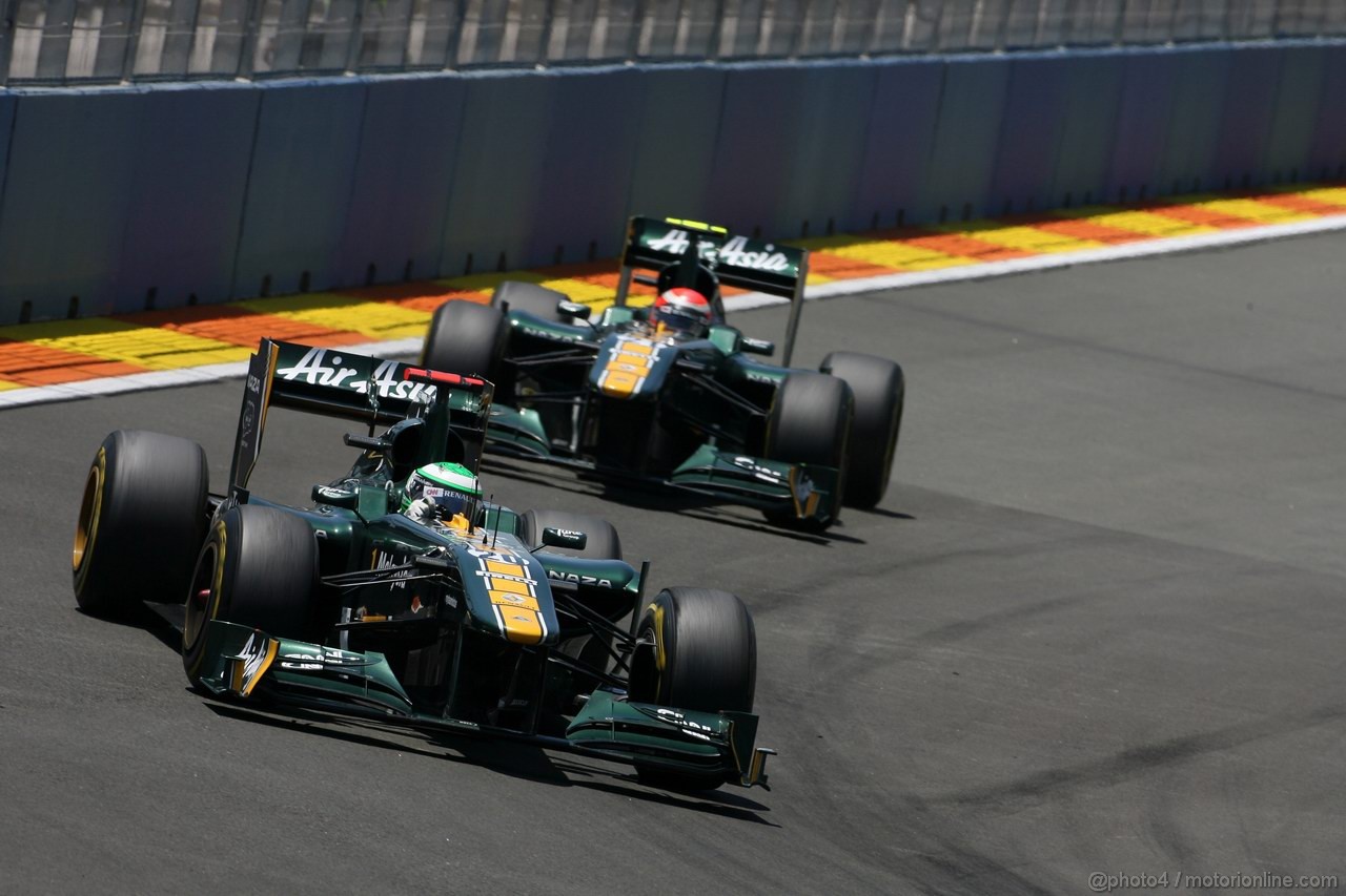 GP EUROPA, 26.06.2011- Gara, Heikki Kovalainen (FIN), Team Lotus, TL11 davanti a Jarno Trulli (ITA), Team Lotus, TL11 