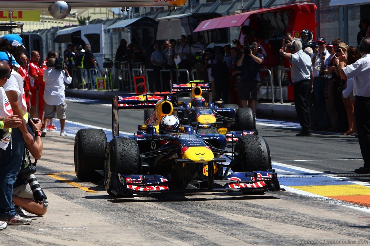 GP EUROPA, 26.06.2011- Gara, Sebastian Vettel (GER), Red Bull Racing, RB7 vincitore e Mark Webber (AUS), Red Bull Racing, RB7 terzo 