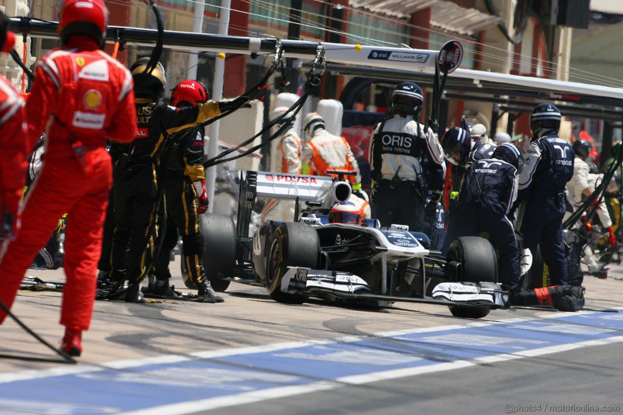 GP EUROPA, 26.06.2011- Gara, Pit Stop, Rubens Barrichello (BRA), Williams FW33 