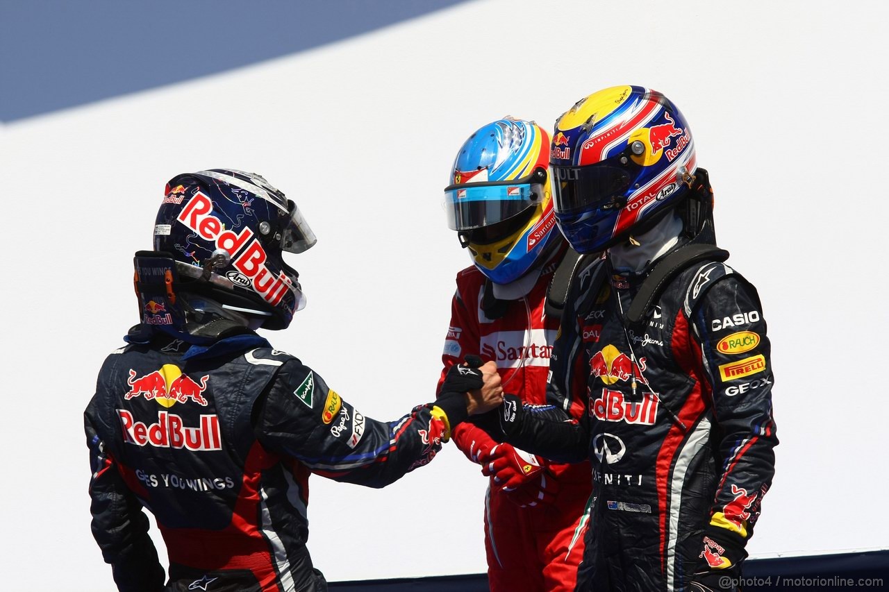 GP EUROPA, 26.06.2011- Gara, Sebastian Vettel (GER), Red Bull Racing, RB7 vincitore, Fernando Alonso (ESP), Ferrari, F-150 Italia secondo e Mark Webber (AUS), Red Bull Racing, RB7 terzo 