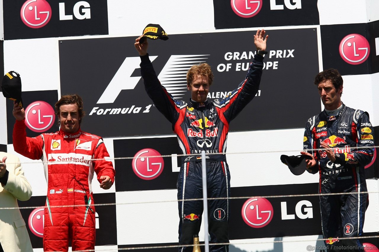 GP EUROPA, 26.06.2011- Gara, Sebastian Vettel (GER), Red Bull Racing, RB7 vincitore, Fernando Alonso (ESP), Ferrari, F-150 Italia secondo e Mark Webber (AUS), Red Bull Racing, RB7 terzo 