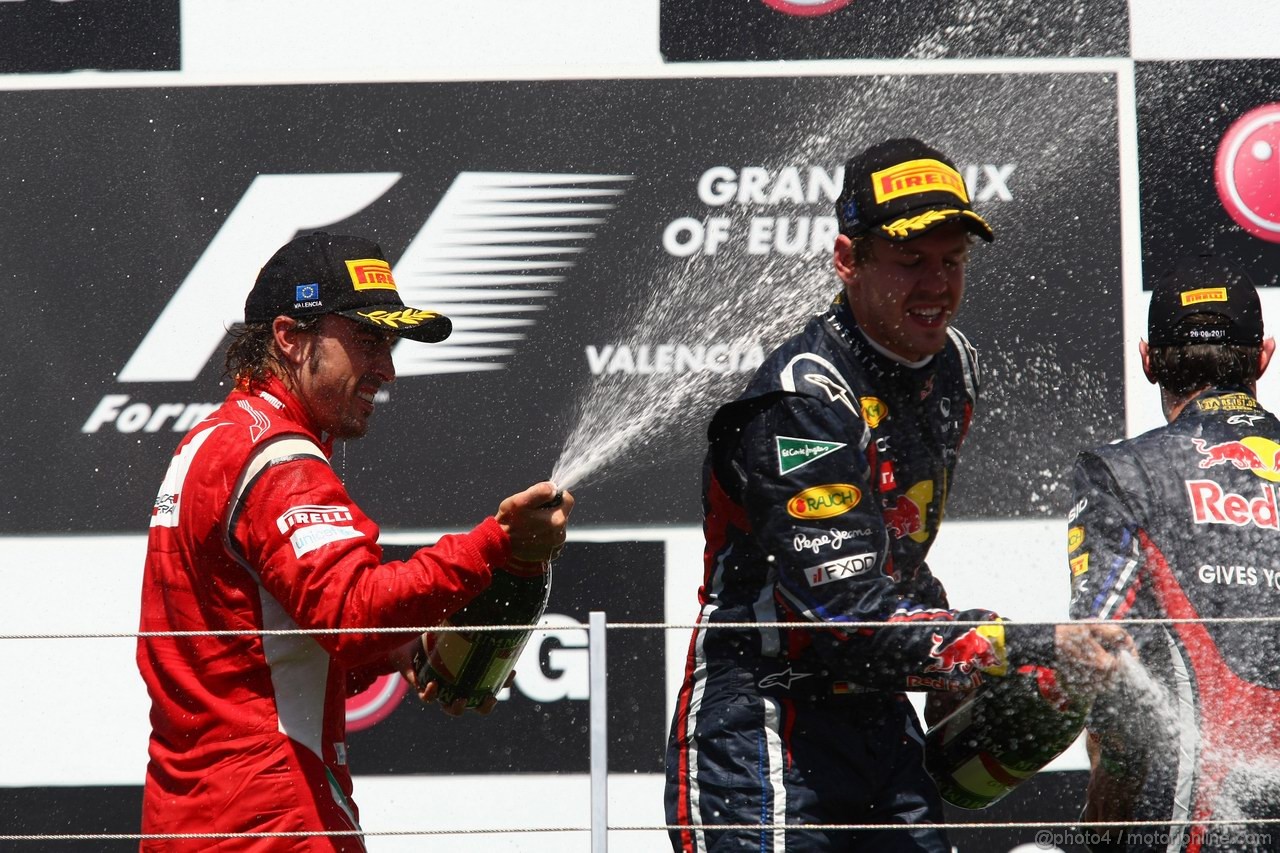 GP EUROPA, 26.06.2011- Gara, Sebastian Vettel (GER), Red Bull Racing, RB7 vincitore, Fernando Alonso (ESP), Ferrari, F-150 Italia secondo e Mark Webber (AUS), Red Bull Racing, RB7 terzo 