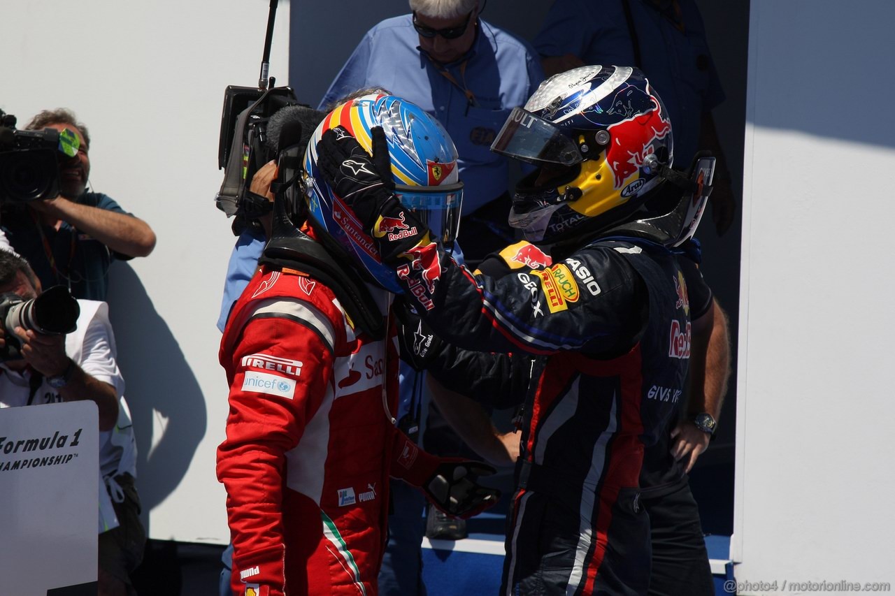 GP EUROPA, 26.06.2011- Gara, Fernando Alonso (ESP), Ferrari, F-150 Italia secondo e Sebastian Vettel (GER), Red Bull Racing, RB7 vincitore 