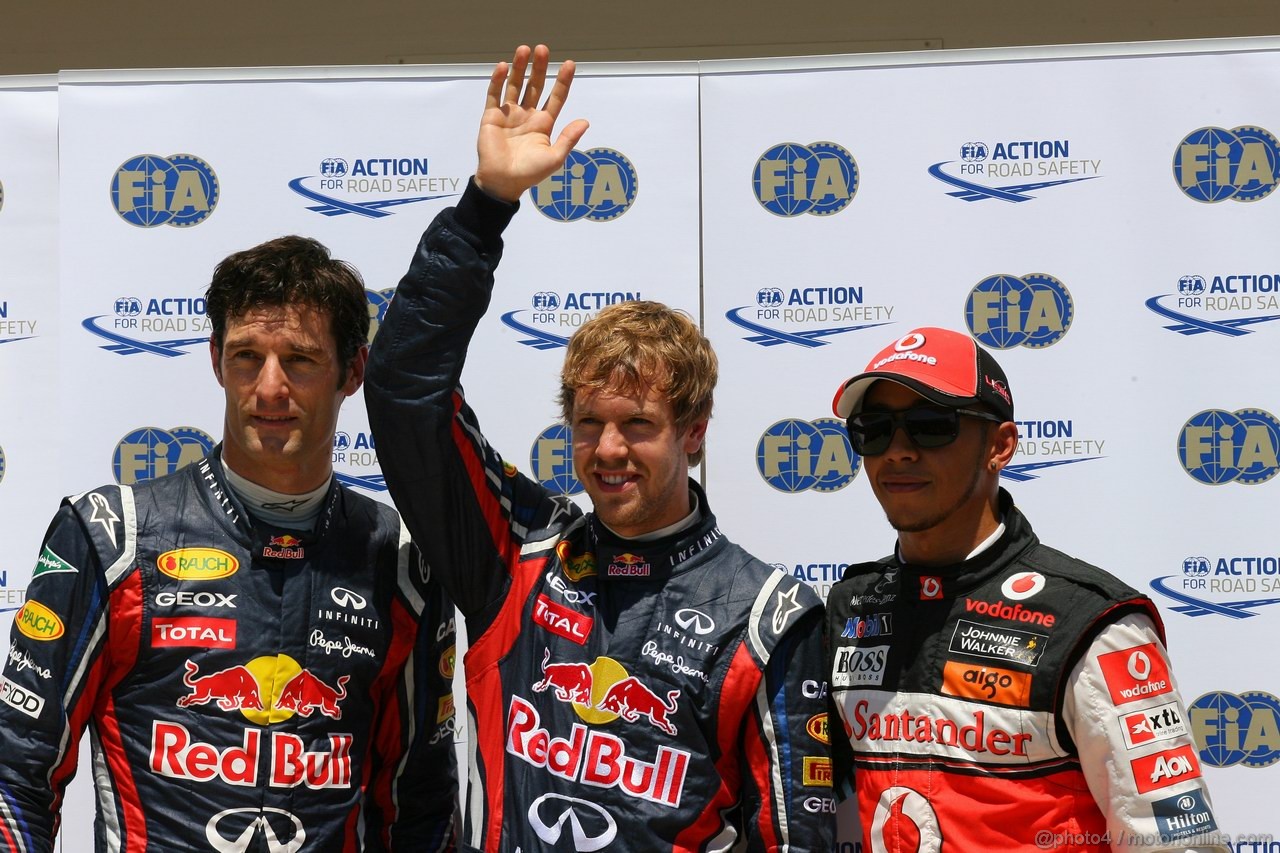 GP EUROPA, 25.06.2011- Qualifiche, Sebastian Vettel (GER), Red Bull Racing, RB7 pole position, Mark Webber (AUS), Red Bull Racing, RB7 secondo e Lewis Hamilton (GBR), McLaren  Mercedes, MP4-26 terzo 