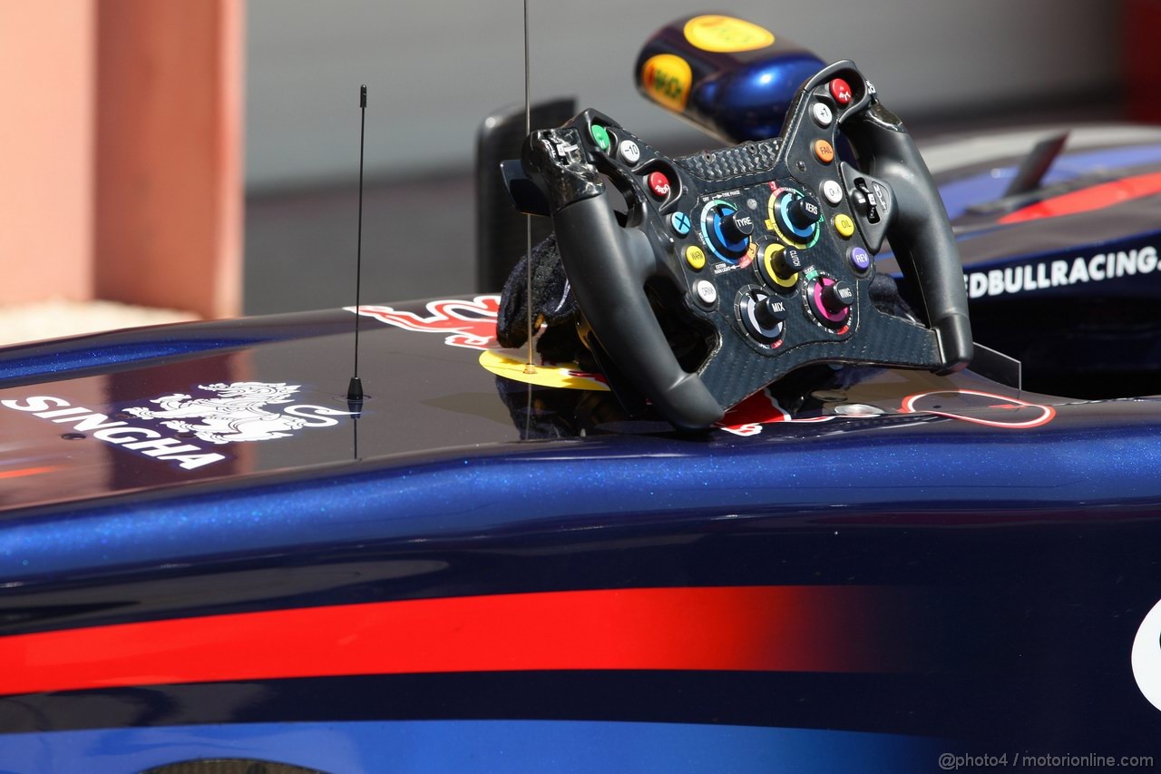 GP EUROPA, 25.06.2011- Qualifiche, Steering wheel of Sebastian Vettel (GER), Red Bull Racing, RB7 