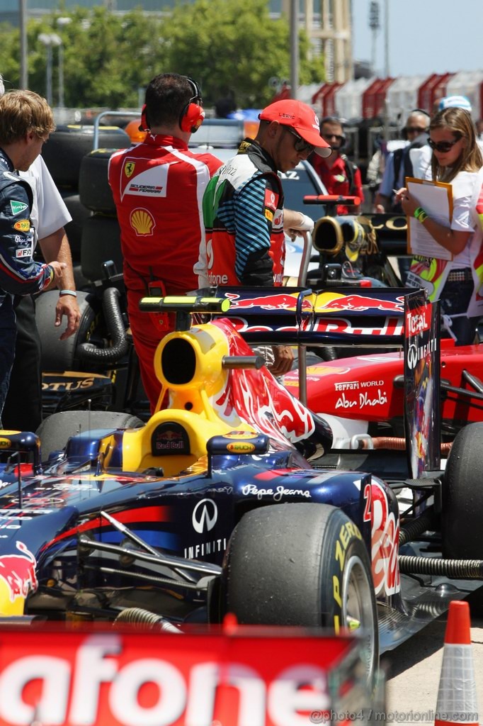 GP EUROPA, 25.06.2011- Qualifiche, Lewis Hamilton (GBR), McLaren  Mercedes, MP4-26 in the parc fermé