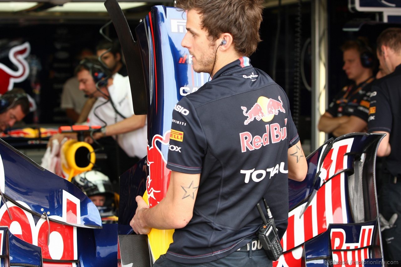 GP EUROPA, 24.06.2011- Prove Libere 1, Venerdi', Sebastian Vettel (GER), Red Bull Racing, RB7 