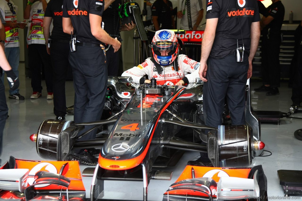 GP EUROPA, 24.06.2011- Prove Libere 2, Venerdi', Jenson Button (GBR), McLaren  Mercedes, MP4-26 