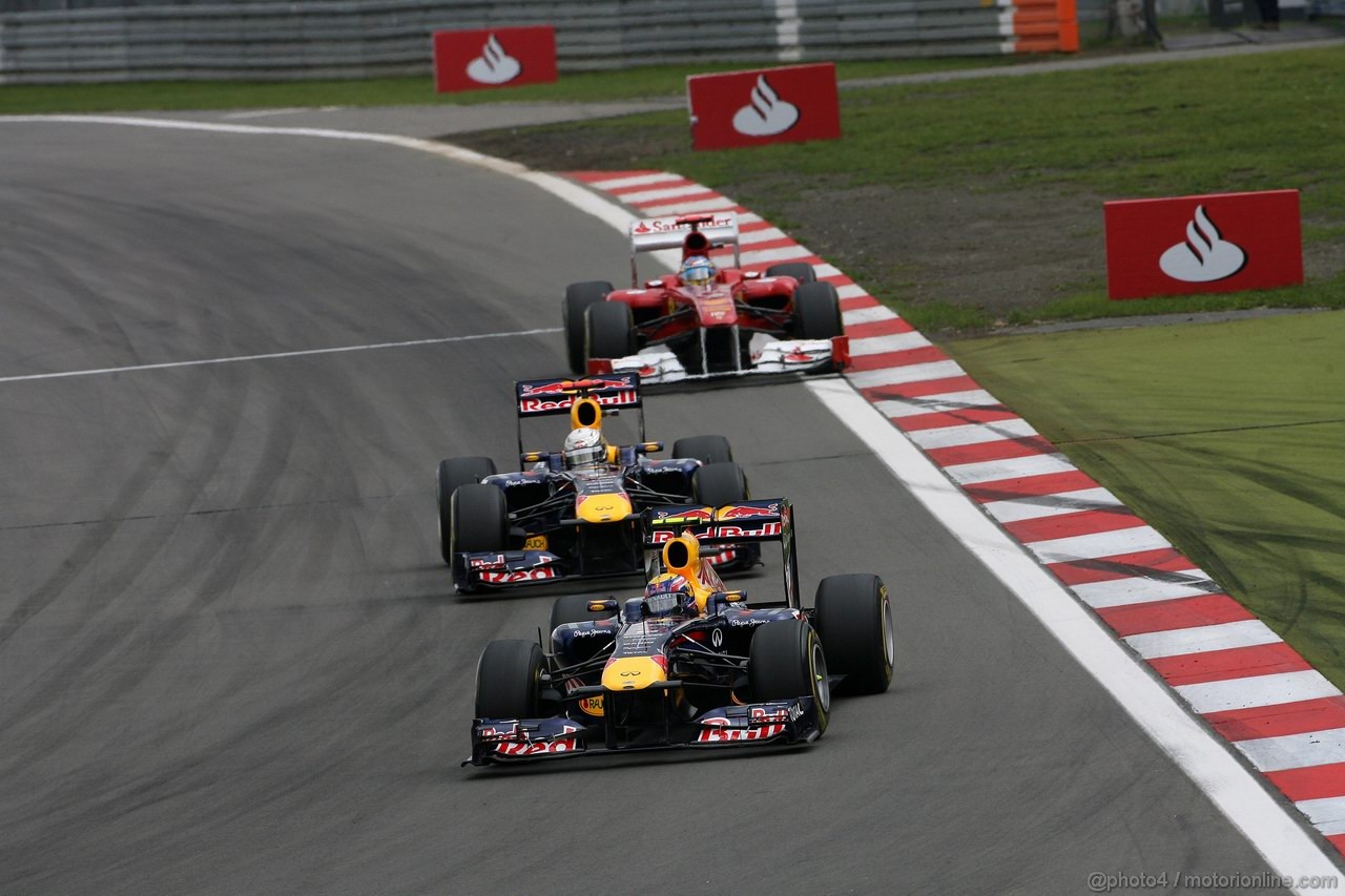 GP GERMANIA, 24.07.2011- Gara, Mark Webber (AUS), Red Bull Racing, RB7 davanti a Sebastian Vettel (GER), Red Bull Racing, RB7 