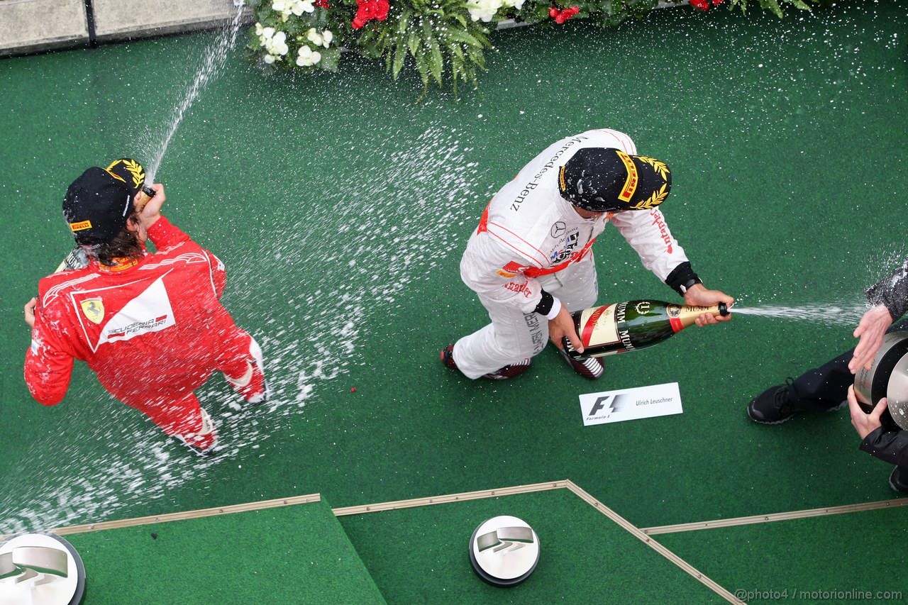 GP GERMANIA, 24.07.2011- Gara, Fernando Alonso (ESP), Ferrari, F-150 Italia secondo e Lewis Hamilton (GBR), McLaren  Mercedes, MP4-26 vincitore 