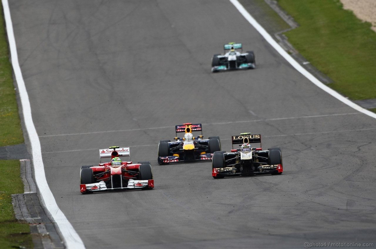 GP GERMANIA, 24.07.2011- Gara, Felipe Massa (BRA), Ferrari, F-150 Italia, Sebastian Vettel (GER), Red Bull Racing, RB7  e Vitaly Petrov (RUS), Lotus Renault GP, R31 