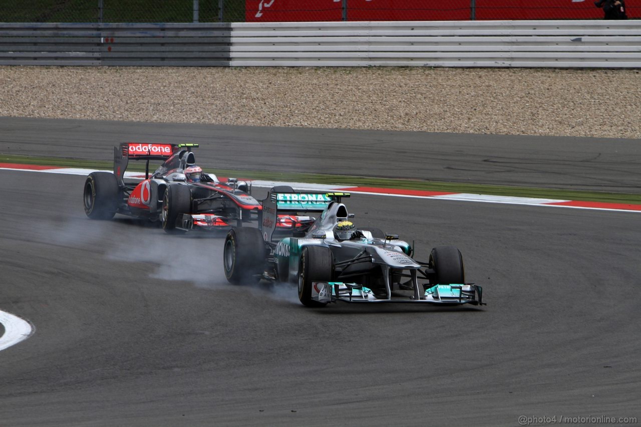 GP GERMANIA, 24.07.2011- Gara, Nico Rosberg (GER), Mercedes GP Petronas F1 Team, MGP W02 davanti a Jenson Button (GBR), McLaren  Mercedes, MP4-26 