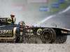 GP GERMANIA, 24.07.2011- Gara, Crash, Nick Heidfeld (GER) Lotus Renault GP R31  