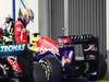 GP GERMANIA, 23.07.2011- Qualifiche, Fernando Alonso (ESP), Ferrari, F-150 Italia looking at the Red Bull Racing, RB7 of Mark Webber (AUS)
