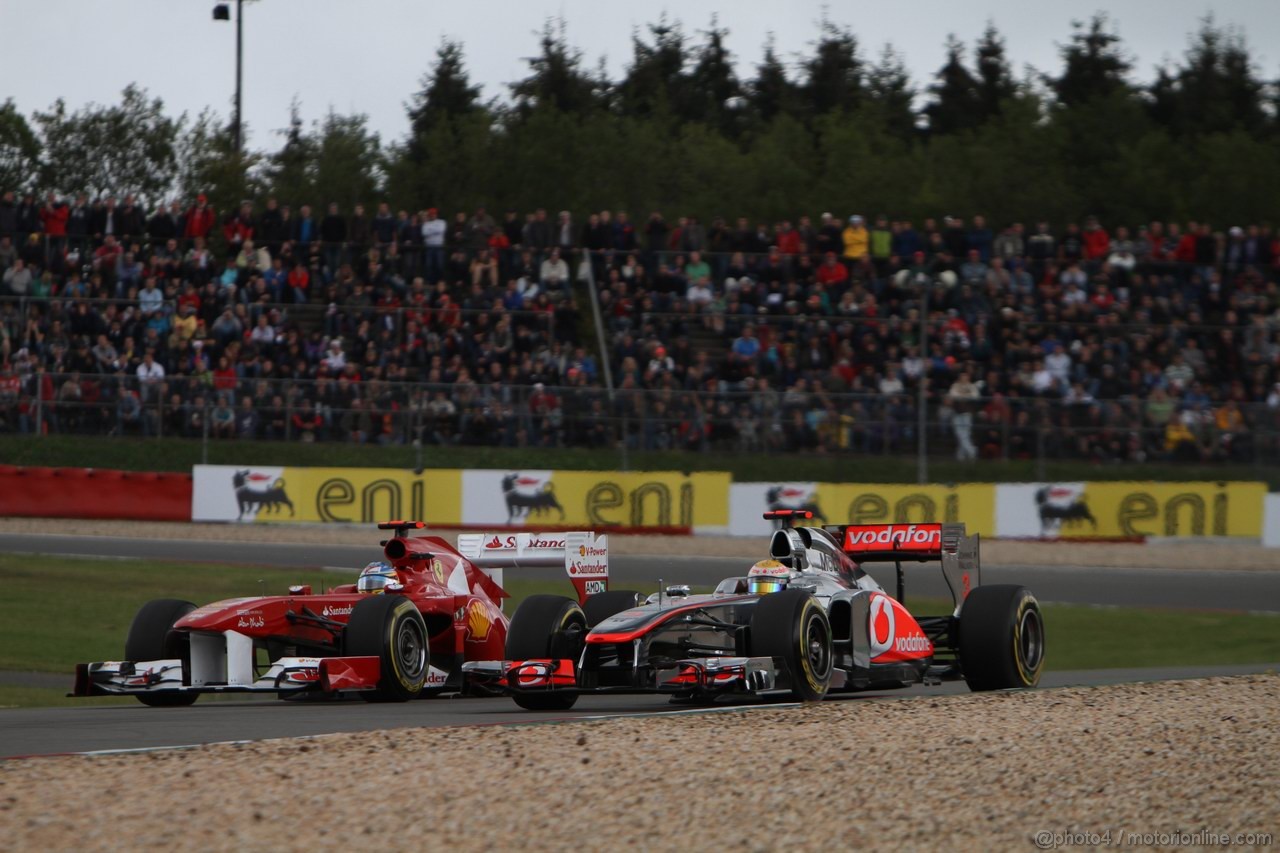 GP GERMANIA, 22.07.2011- Prove Libere 2, Venerdi', Fernando Alonso (ESP), Ferrari, F-150 Italia e Lewis Hamilton (GBR), McLaren  Mercedes, MP4-26 