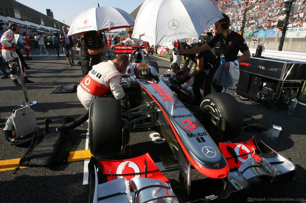 GP GIAPPONE, 09.10.2011- Gara, Lewis Hamilton (GBR), McLaren Mercedes, MP4-26