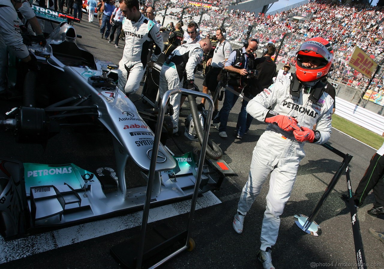 GP GIAPPONE, 09.10.2011- Gara, Michael Schumacher (GER), Mercedes GP Petronas F1 Team, MGP W02