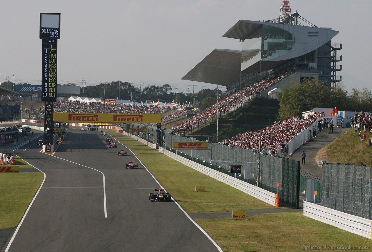 GP GIAPPONE, 09.10.2011- Gara, Sebastian Vettel (GER), Red Bull Racing, RB7 