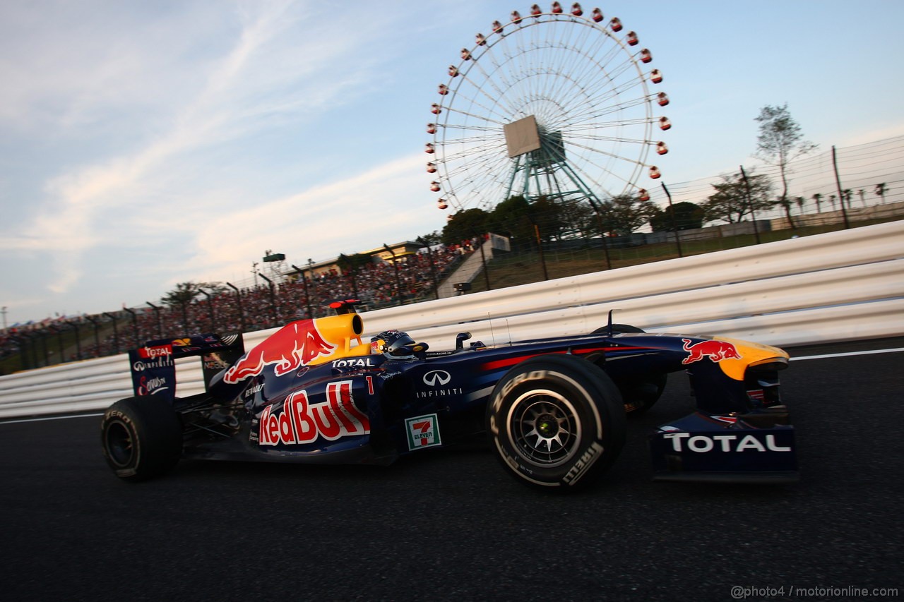 GP GIAPPONE, 09.10.2011- Gara, Sebastian Vettel (GER), Red Bull Racing, RB7 2011 F1 Champion e terzo in the race