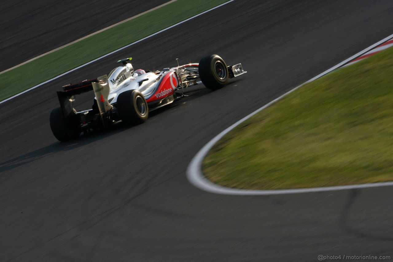 GP GIAPPONE, 09.10.2011- Gara, Jenson Button (GBR), McLaren  Mercedes, MP4-26 