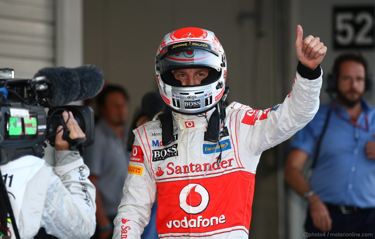 GP GIAPPONE, 09.10.2011- Gara, Jenson Button (GBR), McLaren Mercedes, MP4-26 vincitore