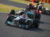 GP GIAPPONE, 09.10.2011- Gara, Michael Schumacher (GER), Mercedes GP Petronas F1 Team, MGP W02 e Bruno Senna (BRA), Lotus Renault GP R31