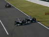 GP GIAPPONE, 09.10.2011- Gara, Rubens Barrichello (BRA), Williams FW33 e Pastor Maldonado (VEN), Williams FW33