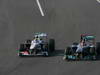 GP GIAPPONE, 09.10.2011- Gara, Sergio P�rez (MEX), Sauber F1 Team C30 e Michael Schumacher (GER), Mercedes GP Petronas F1 Team, MGP W02 