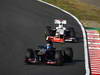 GP GIAPPONE, 09.10.2011- Gara, S�bastien Buemi (SUI), Scuderia Toro Rosso, STR6 davanti a Kamui Kobayashi (JAP), Sauber F1 Team C30 