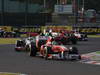 GP GIAPPONE, 09.10.2011- Gara, Felipe Massa (BRA), Ferrari, F-150 Italia davanti a Lewis Hamilton (GBR), McLaren  Mercedes, MP4-26 