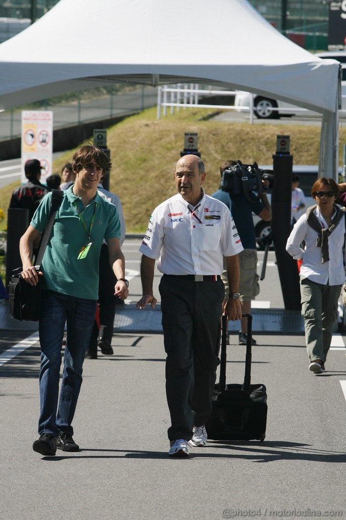 GP GIAPPONE, 06.10.2011- Esteban Gutierrez (MEX), Test driver Sauber F1 Team C30 e Peter Sauber (SUI) Team Principal, Bmw Sauber 
