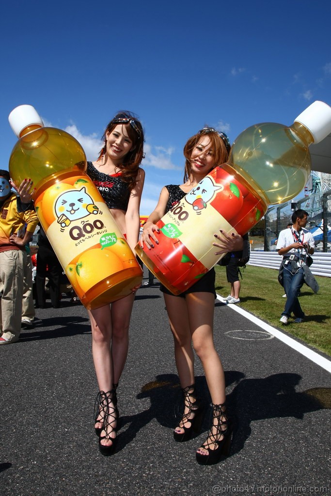 GP GIAPPONE, 06.10.2011- Ragazzas
