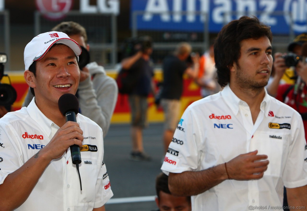GP GIAPPONE, 06.10.2011- Kamui Kobayashi (JAP), Sauber F1 Team C30 e Sergio P�rez (MEX), Sauber F1 Team C30 