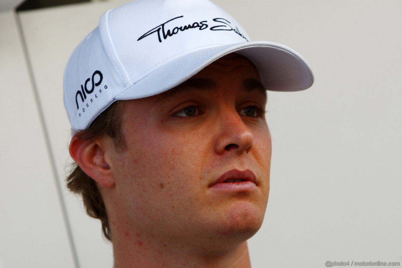 GP GIAPPONE, 06.10.2011- Nico Rosberg (GER), Mercedes GP Petronas F1 Team, MGP W02 