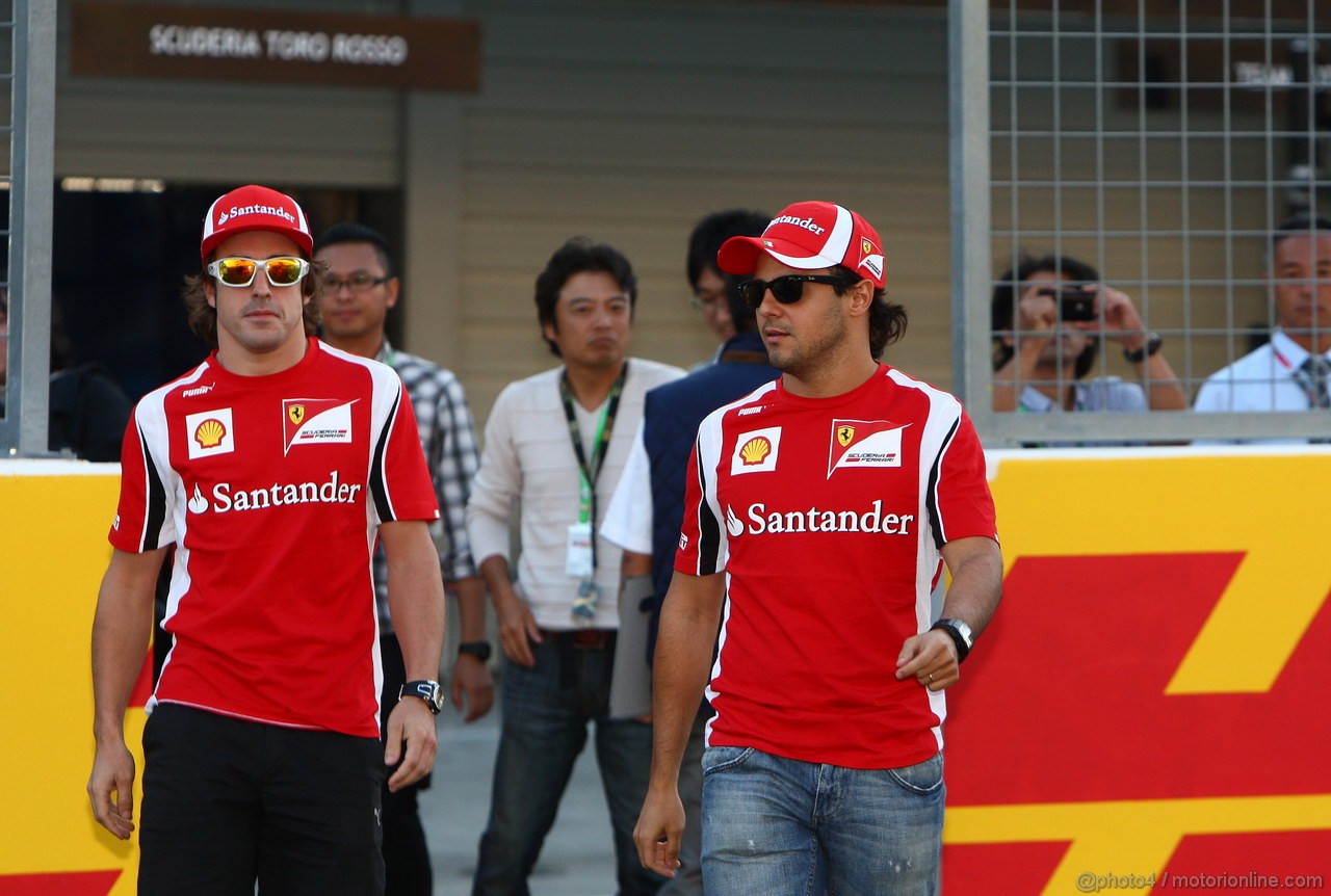 GP GIAPPONE, 06.10.2011- Fernando Alonso (ESP), Ferrari, F-150 Italia e Felipe Massa (BRA), Ferrari, F-150 Italia 