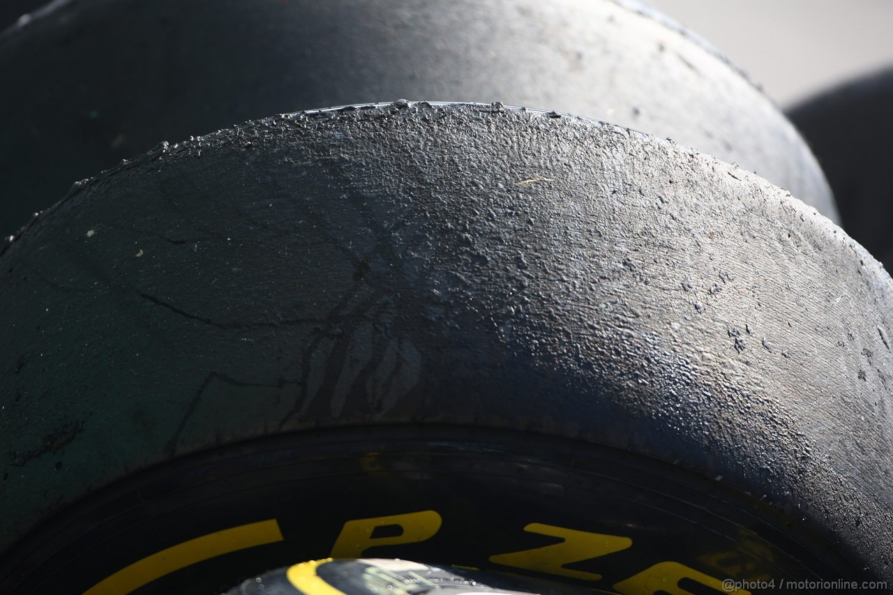 GP GIAPPONE, 08.10.2011- Prove Libere 3, Sabato, Pirelli Tyres 