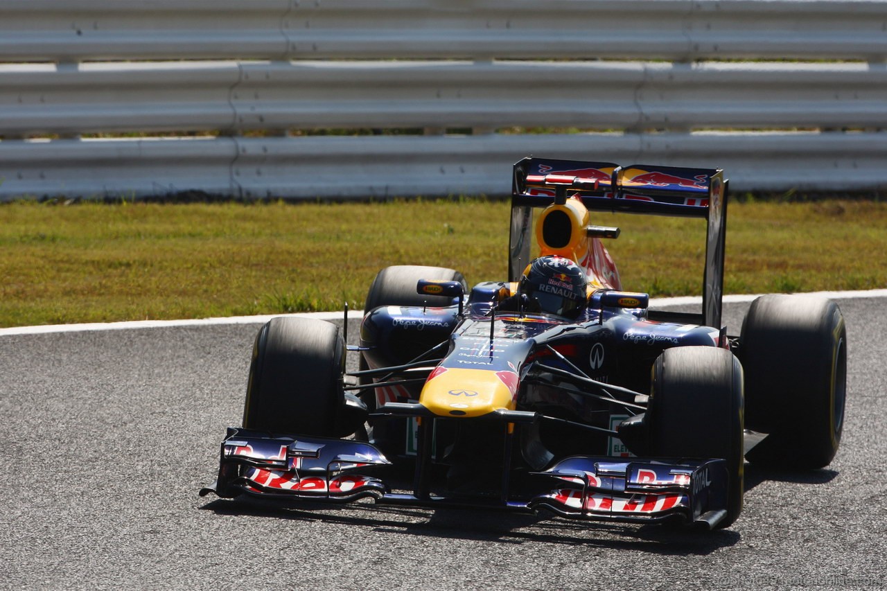 GP GIAPPONE, 08.10.2011- Prove Libere 3, Sabato, Sebastian Vettel (GER), Red Bull Racing, RB7 