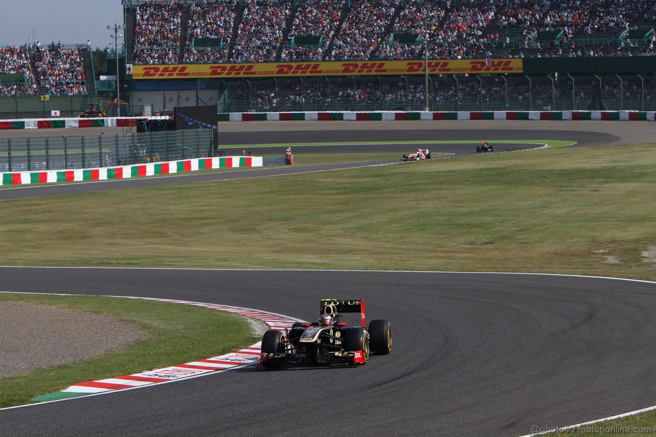 GP GIAPPONE, 08.10.2011- Qualifiche, Vitaly Petrov (RUS), Lotus Renault GP, R31 