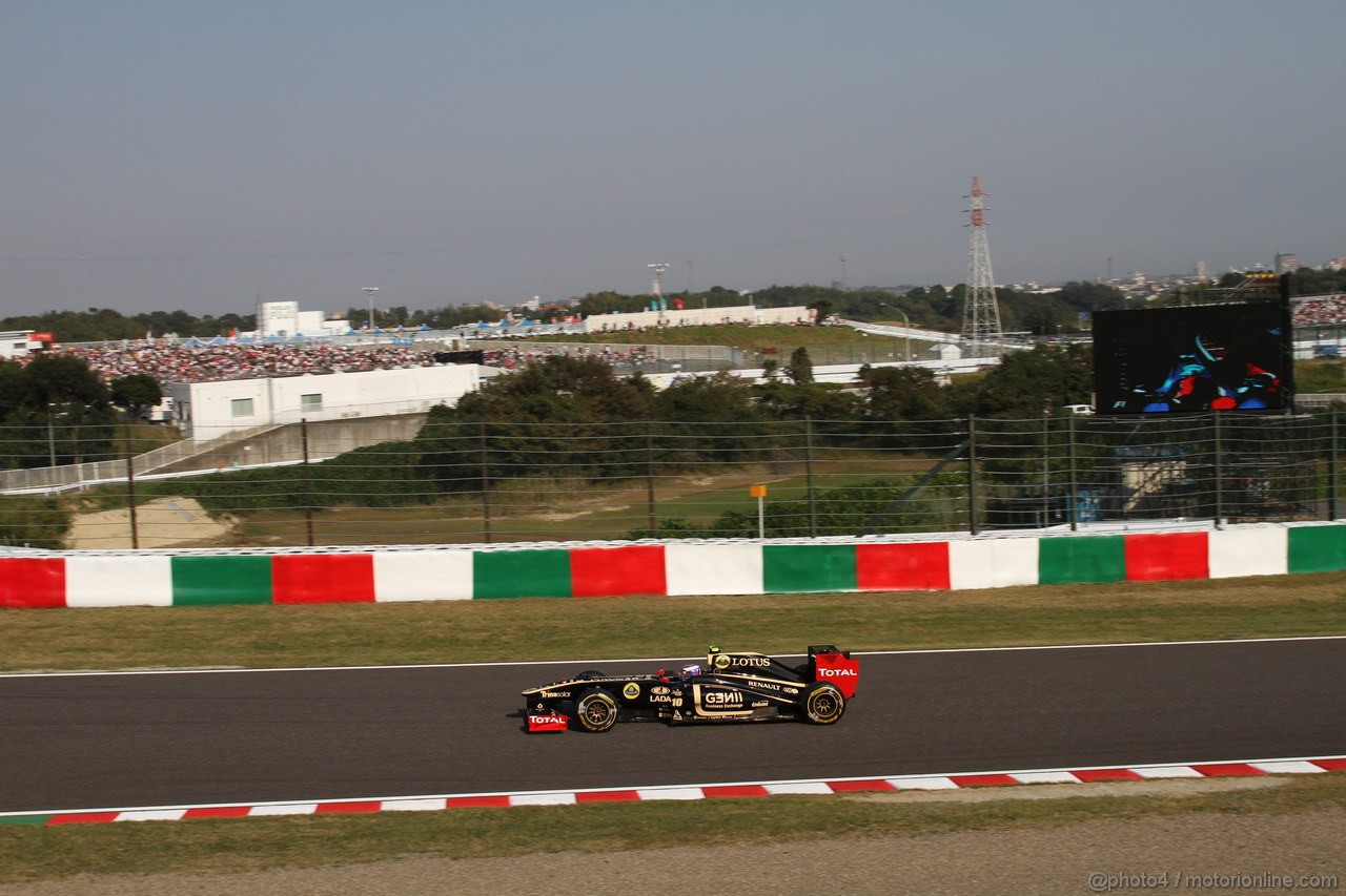 GP GIAPPONE, 08.10.2011- Qualifiche, Vitaly Petrov (RUS), Lotus Renault GP, R31 