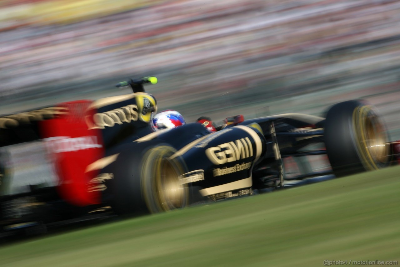 GP GIAPPONE, 08.10.2011- Qualifiche, Vitaly Petrov (RUS), Lotus Renault GP, R31 