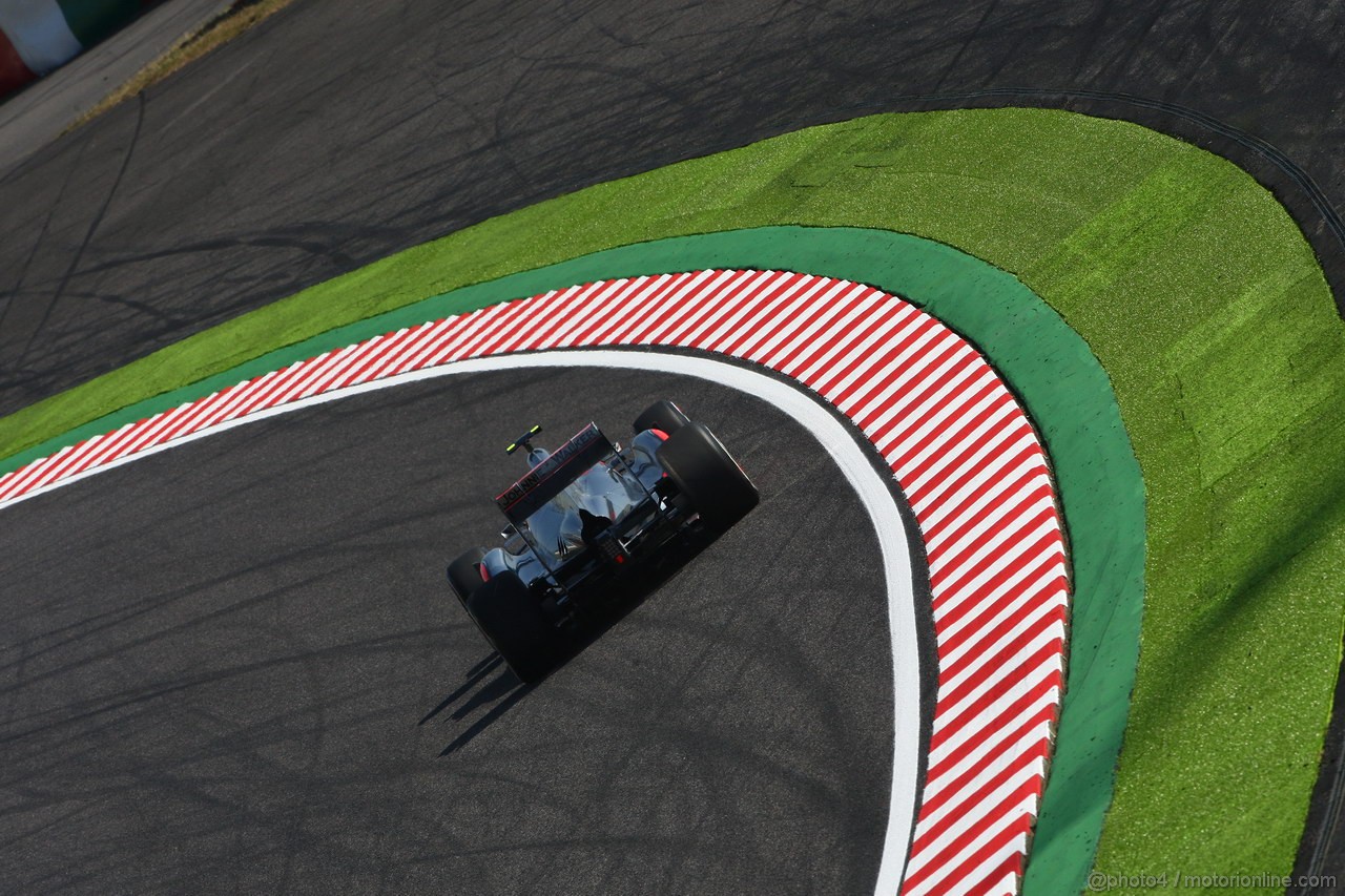 GP GIAPPONE, 07.10.2011- Prove Libere 1, Venerdi', Jenson Button (GBR), McLaren  Mercedes, MP4-26 