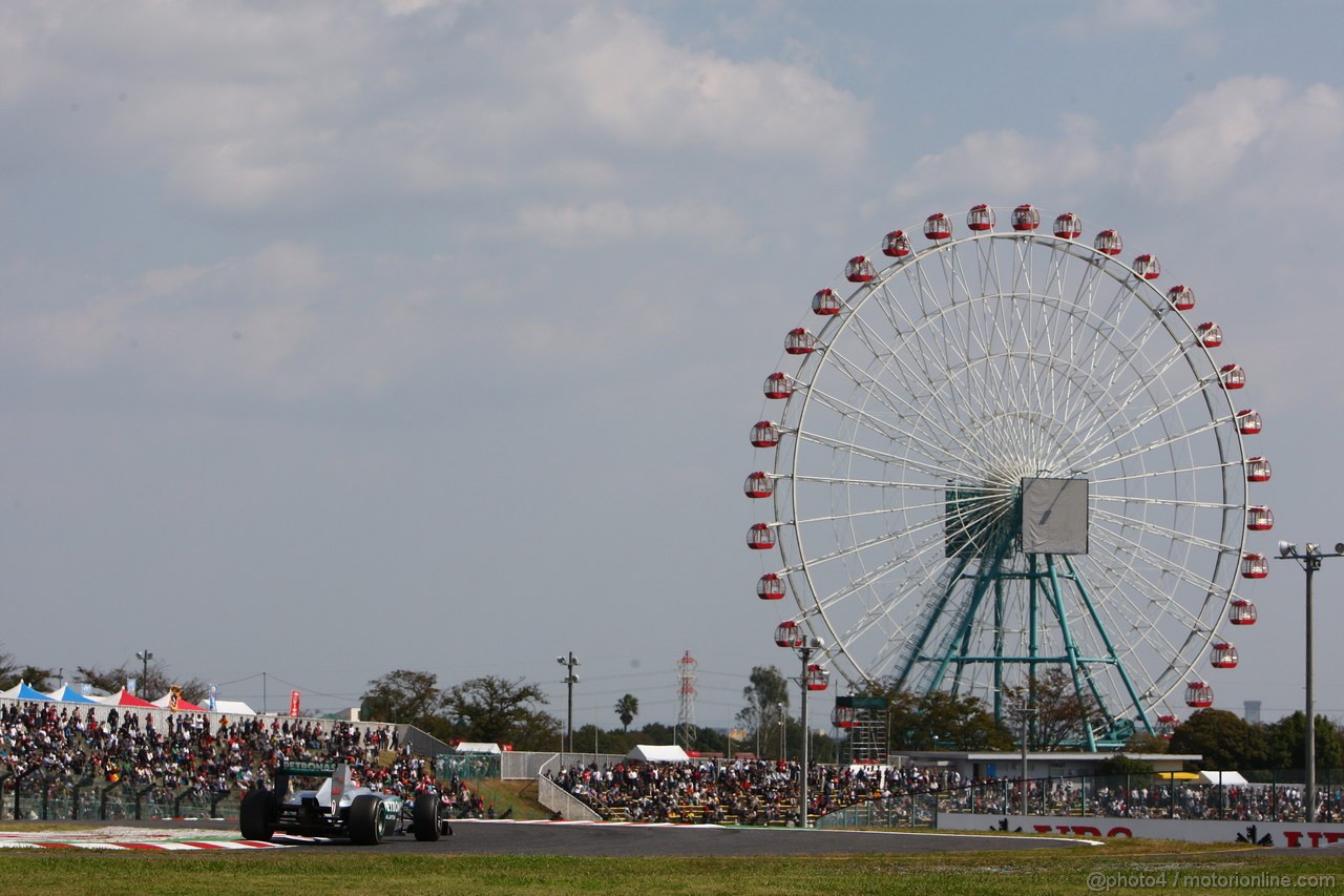 GP GIAPPONE, 07.10.2011- Prove Libere 1, Venerdi', Michael Schumacher (GER), Mercedes GP Petronas F1 Team, MGP W02 